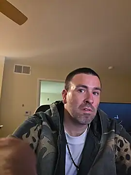 Biggbaddwulf7 online show from June 26, 2026, 6:51 am