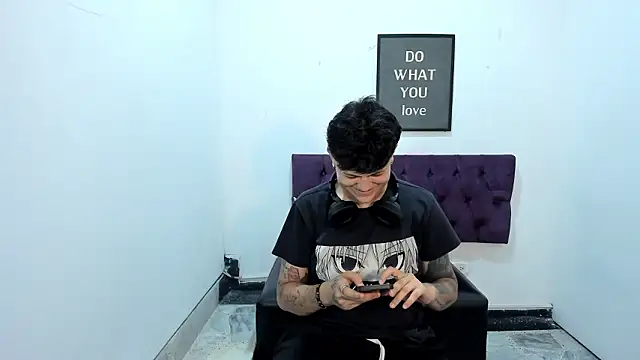 TomBoy Natali online show from March 28, 2026, 7:13 pm