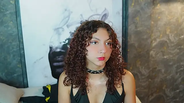 Mia and Belmonth online show from April 7, 2026, 7:03 pm