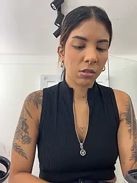 VioletaHills  online show from June 23, 2026, 12:14 pm