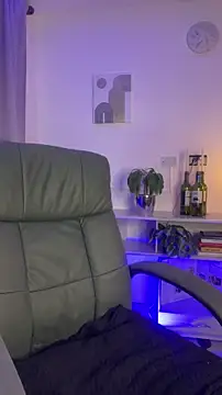 Ginaaa  online show from March 12, 2026, 12:28 am