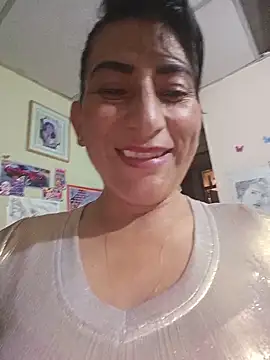 Lucia Rios online show from May 22, 2026, 11:43 pm
