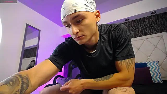 DIEGO JONES online show from March 4, 2026, 3:07 pm