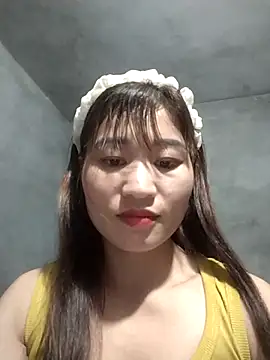 Lilinn  online show from March 14, 2026, 11:15 am