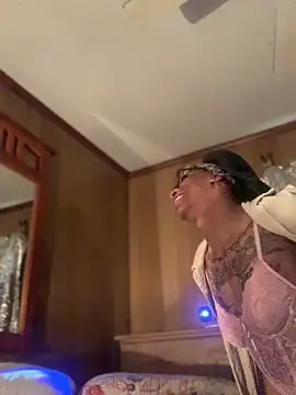 Kyzse Splash-er online show from March 12, 2026, 4:24 pm