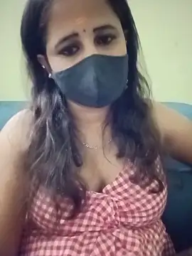 Snapshot of Tamil_Rani- chatting on May 28, 2026, 7:00 pm Tamil Rani- online show from May 28, 2026, 7:00 pm