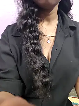 Samira-Ansari online show from March 12, 2026, 8:31 am