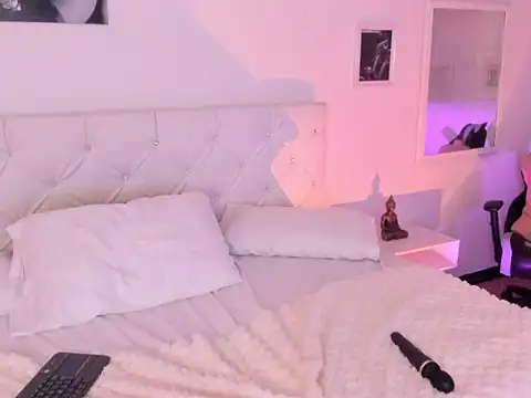 lunalenox online show from March 11, 2026, 9:37 am