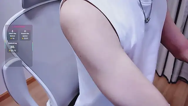 FEIYUS1 online show from April 4, 2026, 2:25 pm