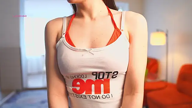 SammieBrailsford online show from April 4, 2026, 3:27 am