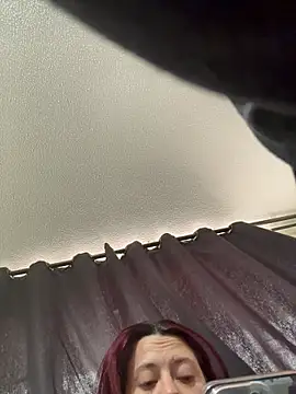 Snapshot of Zoe_fiire chatting on March 2, 2026, 12:01 pm Zoe fiire online show from March 2, 2026, 12:01 pm