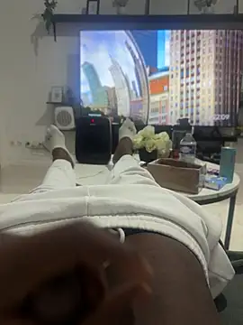 Snapshot of simens76 chatting on March 4, 2026, 9:10 pm simens76 online show from March 4, 2026, 9:10 pm