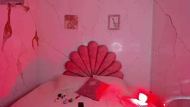 GabyOwenss online show from March 11, 2026, 10:05 pm