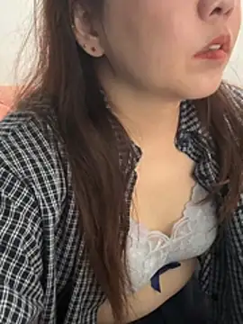 Snapshot of Mitao-6 chatting on May 23, 2026, 3:38 pm Mitao-6 online show from May 23, 2026, 3:38 pm