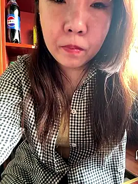 Snapshot of Mitao-6 chatting on May 25, 2026, 2:06 am Mitao-6 online show from May 25, 2026, 2:06 am