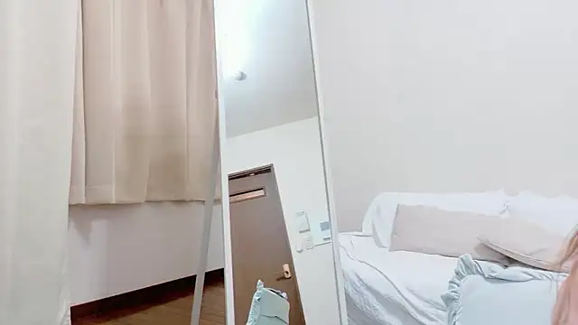 Asuka H xxx online show from July 1, 2026, 1:45 pm