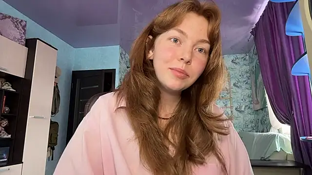 Snapshot of lunalixy chatting on March 4, 2026, 5:57 am lunalixy online show from March 4, 2026, 5:57 am