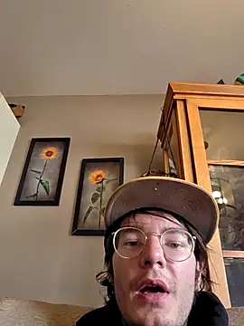 KinkyKittyBoy online show from April 18, 2026, 10:10 pm