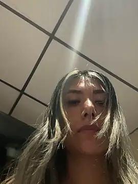 Snapshot of stefanyqueen69 chatting on April 19, 2026, 4:39 pm stefanyqueen69 online show from April 19, 2026, 4:39 pm