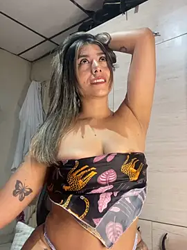 Snapshot of stefanyqueen69 chatting on May 13, 2026, 10:49 pm stefanyqueen69 online show from May 13, 2026, 10:49 pm