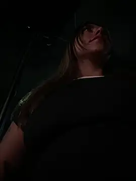 Snapshot of stefanyqueen69 chatting on May 16, 2026, 3:03 am stefanyqueen69 online show from May 16, 2026, 3:03 am