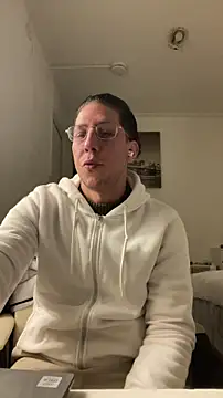 TitanNoir online show from April 10, 2026, 11:20 pm