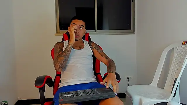 Mnell28 online show from April 10, 2026, 8:41 am