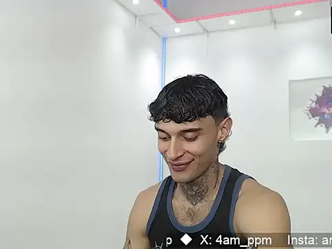 yourxcyberxangel online show from April 12, 2026, 3:22 am