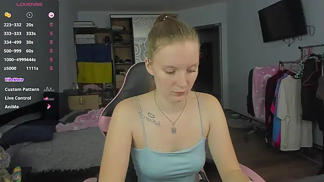 Mary Blu online show from December 5, 2025, 2:14 pm