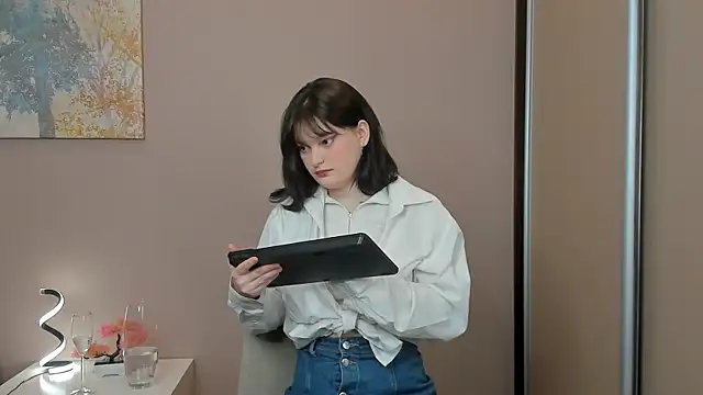 ManaGallob online show from March 27, 2026, 4:51 am