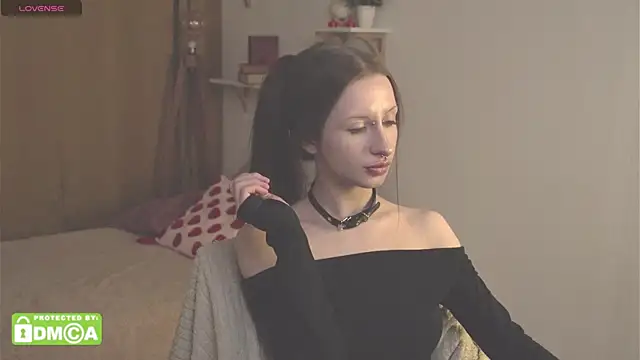 florenceec online show from April 12, 2026, 8:47 pm