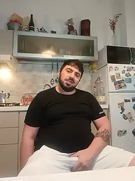 bear skinny online show from July 6, 2026, 9:06 pm