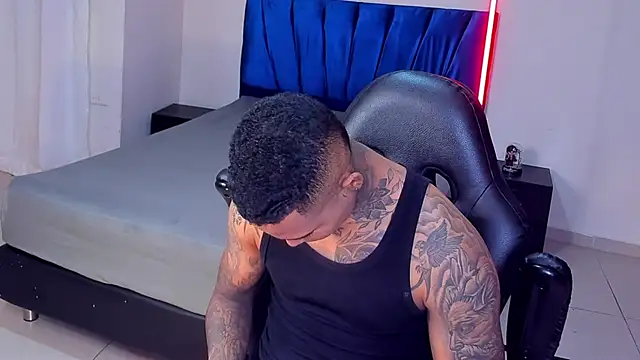 tyler bell  online show from April 7, 2026, 3:07 am