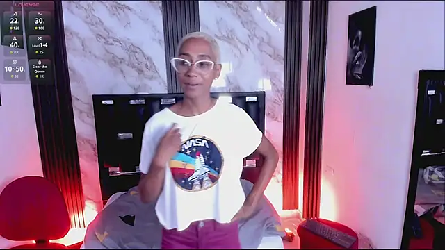 Nina vegas online show from May 8, 2026, 2:44 pm