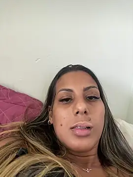 kifanyy online show from April 7, 2026, 6:19 pm