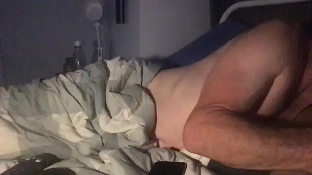 MrBombasticxxx online show from April 30, 2026, 4:13 pm