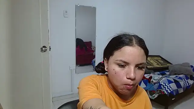 Snapshot of kimmyfuckass chatting on July 16, 2026, 12:22 pm kimmyfuckass online show from July 16, 2026, 12:22 pm