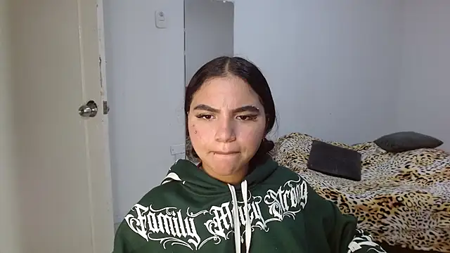 Snapshot of kimmyfuckass chatting on July 21, 2026, 1:02 pm kimmyfuckass online show from July 21, 2026, 1:02 pm