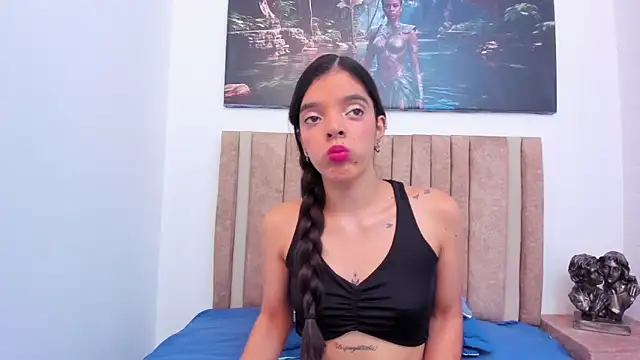 Thalia parkerr  online show from May 16, 2026, 12:48 pm