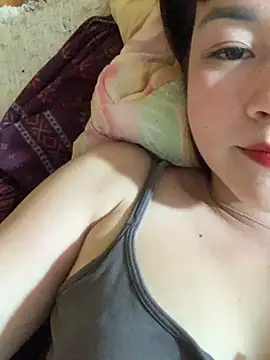 Little Muse78 online show from March 29, 2026, 9:42 am