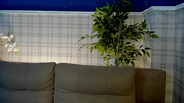 Edna Martin online show from April 25, 2026, 1:08 am