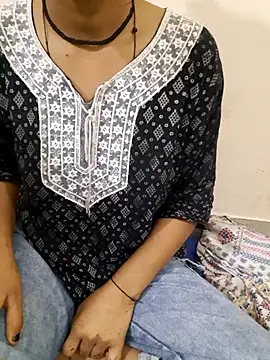 Your Haseena7 online show from March 8, 2026, 3:49 pm