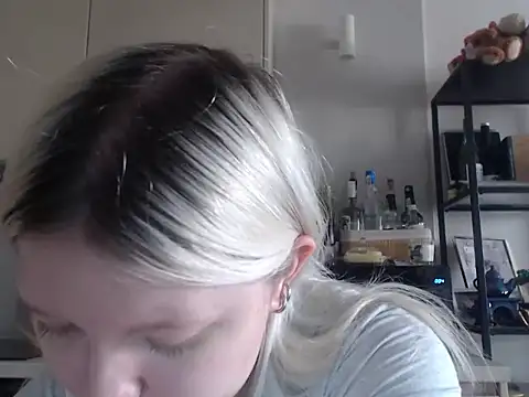 Snapshot of LenaSecret19 chatting on June 19, 2026, 5:34 am LenaSecret19 online show from June 19, 2026, 5:34 am