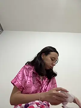 Nicole Cute04 online show from July 1, 2026, 4:25 am