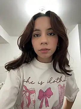 Nicole Cute04 online show from July 25, 2026, 3:48 am