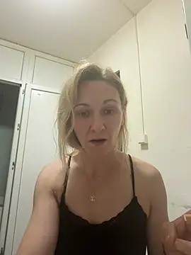 Secret Ladyx online show from June 1, 2026, 4:47 am