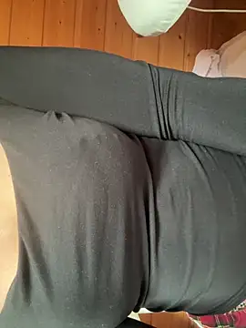 lena-smile683 online show from March 21, 2026, 1:48 pm