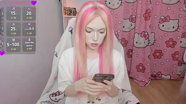 Nikkimiltonss online show from July 15, 2026, 2:11 pm