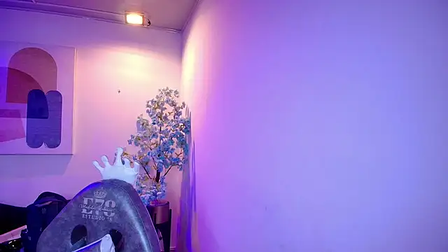 TarlyWho online show from May 17, 2026, 11:28 am