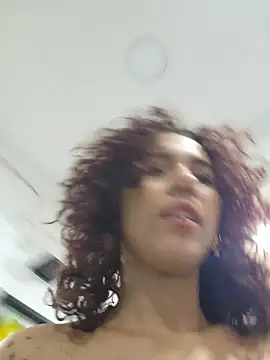 Isabella Stark online show from April 4, 2026, 11:40 am